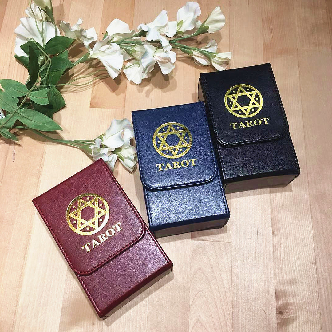 Coffret de Rangement pour Tarot en Cuir  – Élégance et Protection